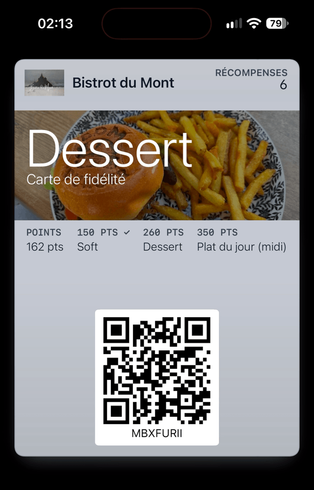 Carte de fidélité Digikart dans Apple Wallet sur iPhone : le solde en points du client, ses paliers de récompenses et son QR code.